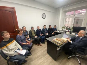 О производственной учебе архивистов